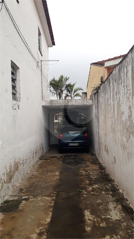 Prédio inteiro a Venda em terreno com duas edificações na região da Vila Mariana.