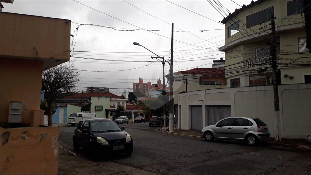 Prédio inteiro a Venda em terreno com duas edificações na região da Vila Mariana.