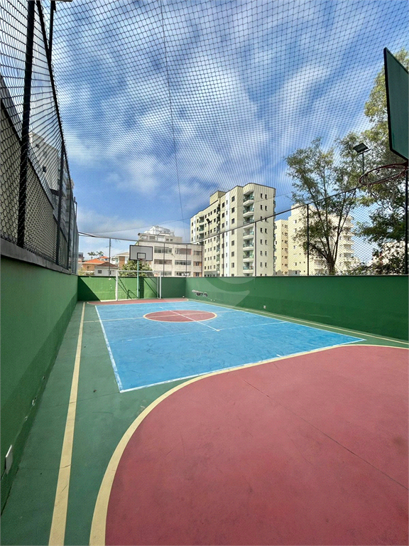 Apartamento alto padrão, 180 metros,   4 dormitórios  3 suítes com varanda , 4 vagas e depósito 
