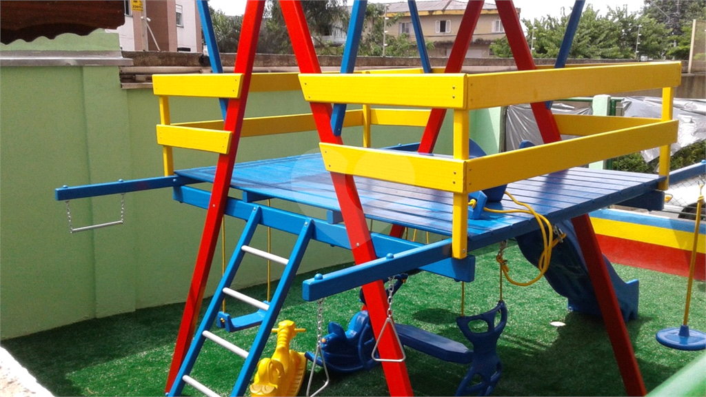APARTAMENTO em PARQUE NOVO MUNDO