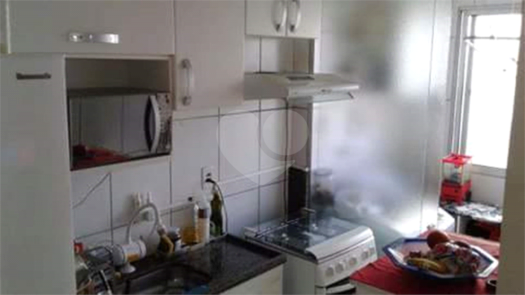 APARTAMENTO em PARQUE NOVO MUNDO