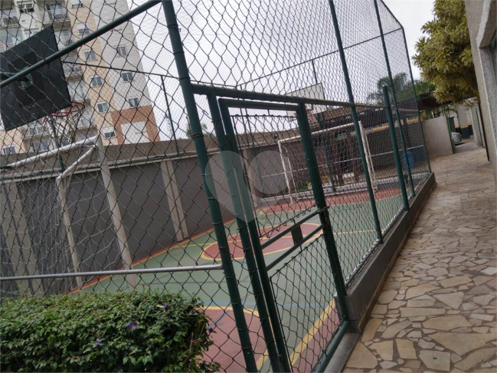 APARTAMENTO em PARQUE NOVO MUNDO
