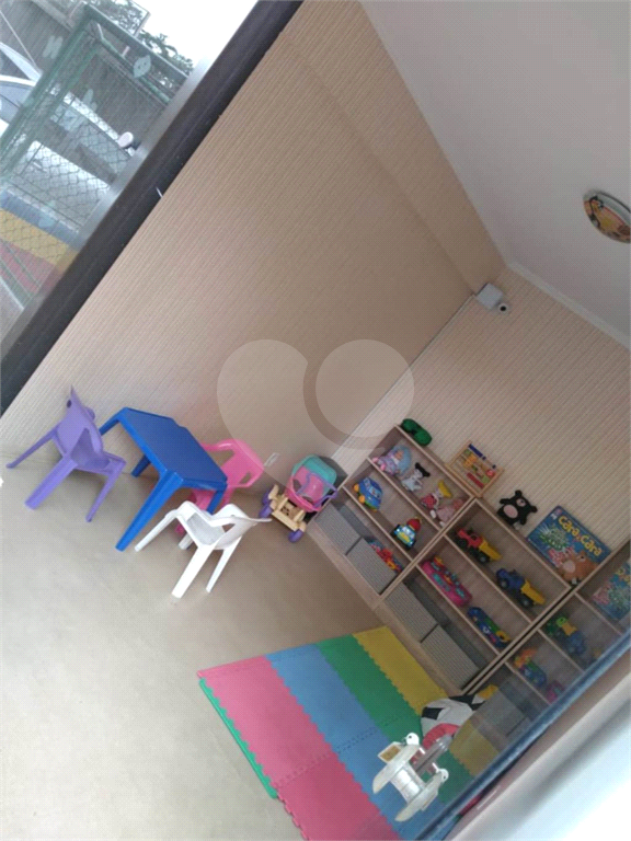 APARTAMENTO em PARQUE NOVO MUNDO