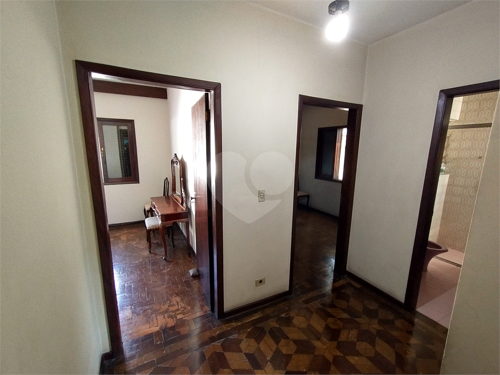 Casa à venda com 6 quartos, 198m² - Foto 40