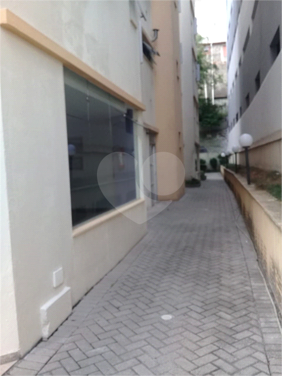 APARTAMENTO em SANTANA