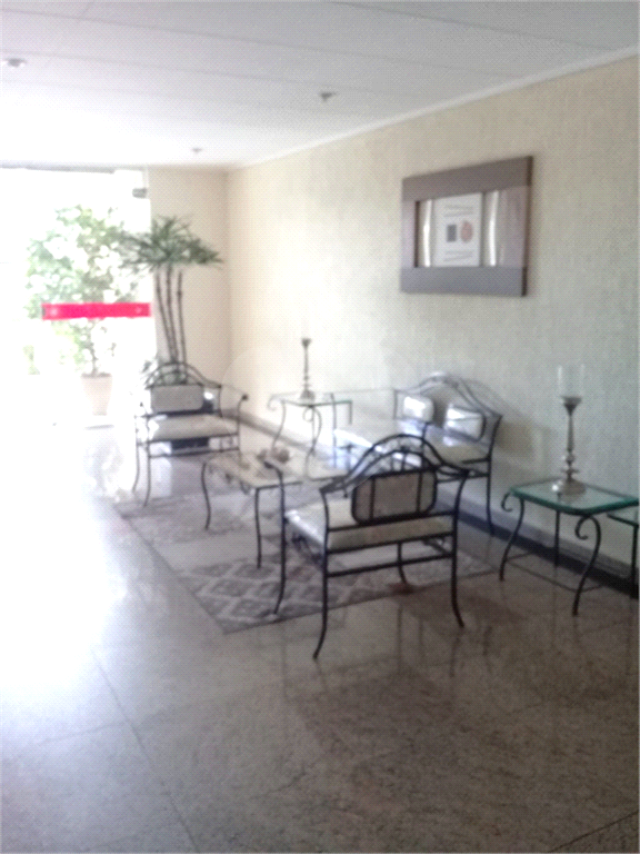 APARTAMENTO em SANTANA