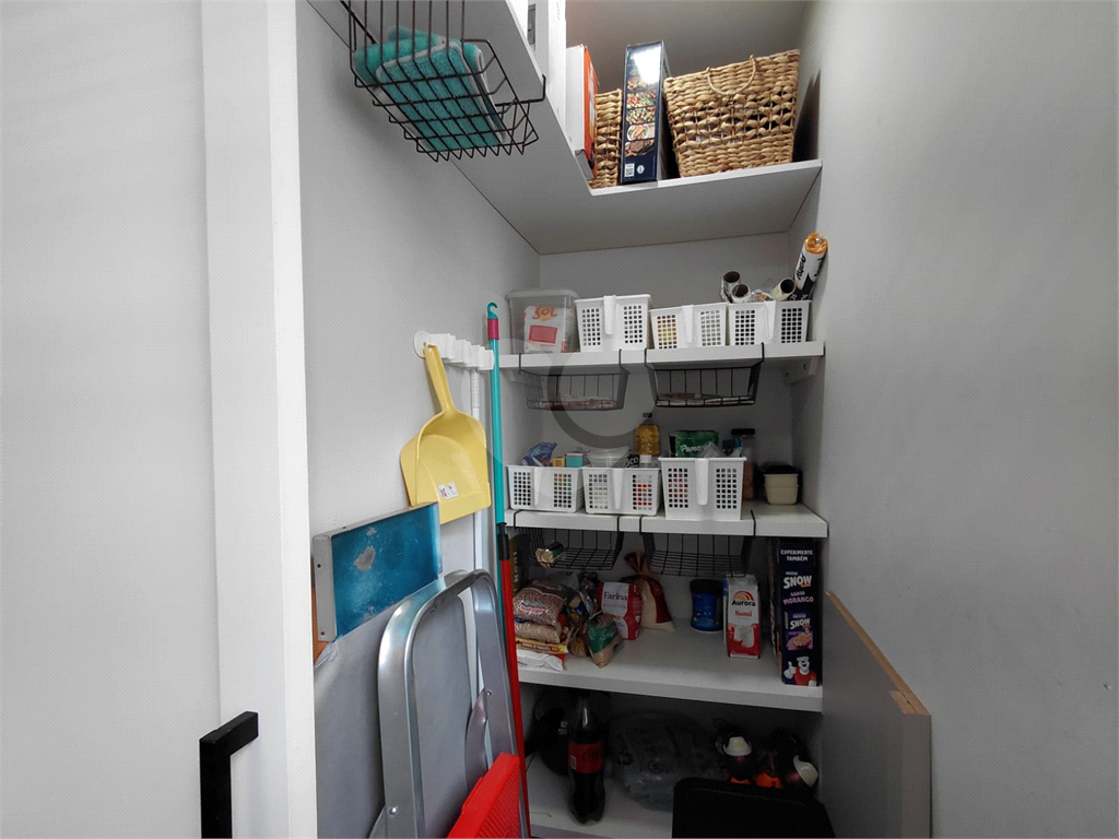 Imóvel 119m² com ampla sala de de 3 ambientes varanda gourmet 3 quartos, sendo 1 suíte, 2 vagas Pompéia