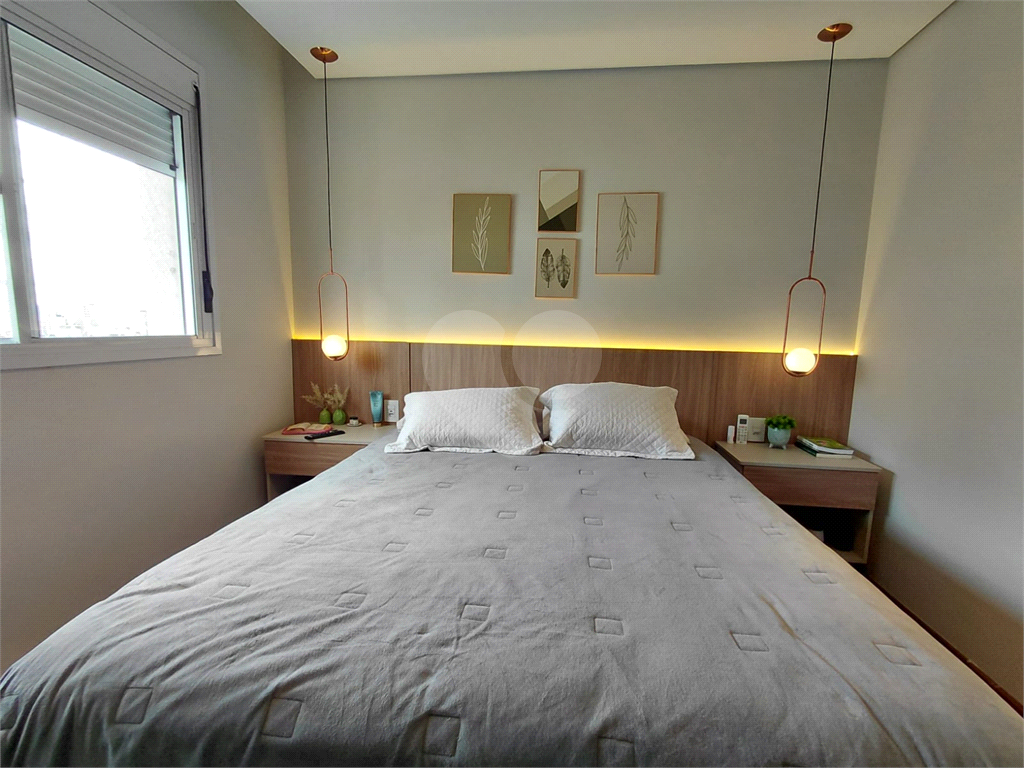 Imóvel 119m² com ampla sala de de 3 ambientes varanda gourmet 3 quartos, sendo 1 suíte, 2 vagas Pompéia