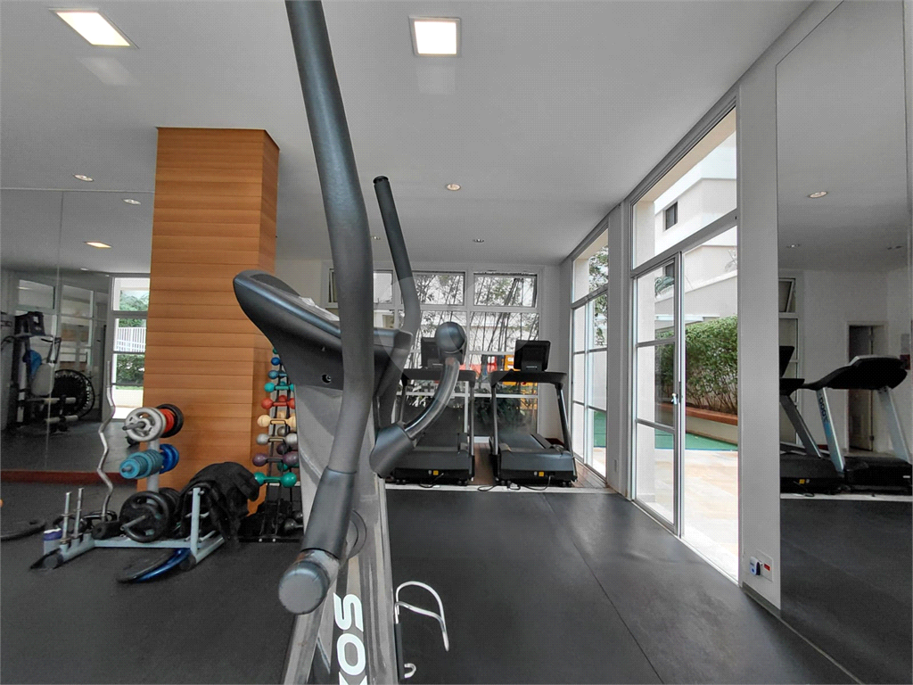 Imóvel 119m² com ampla sala de de 3 ambientes varanda gourmet 3 quartos, sendo 1 suíte, 2 vagas Pompéia