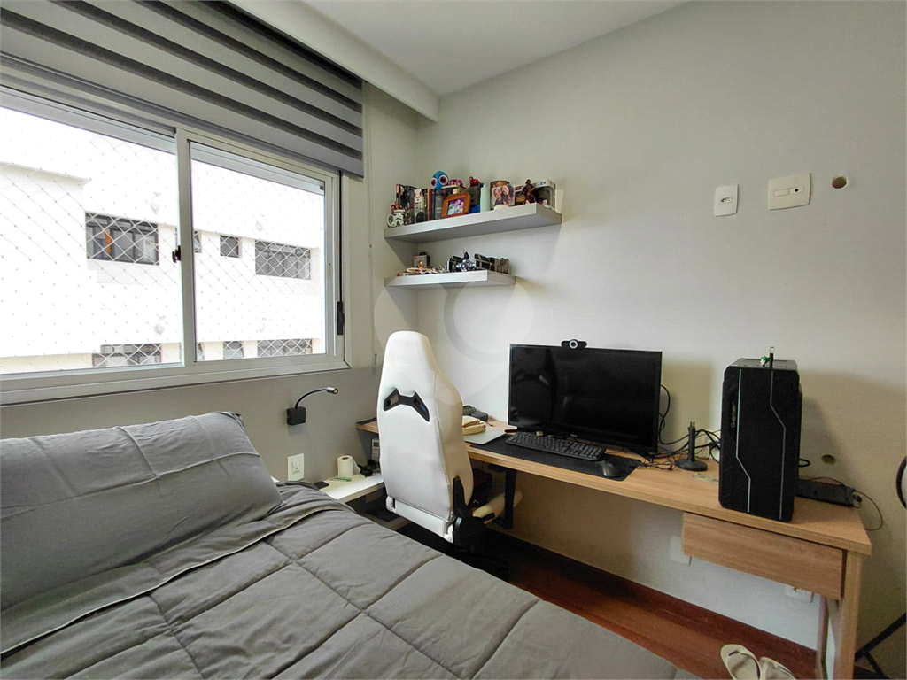 Imóvel 119m² com ampla sala de de 3 ambientes varanda gourmet 3 quartos, sendo 1 suíte, 2 vagas Pompéia