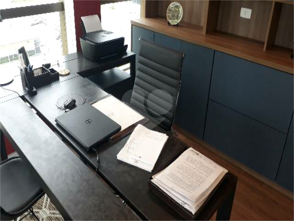 Sala comercial em Alphaville Centro Industrial e Empresarial