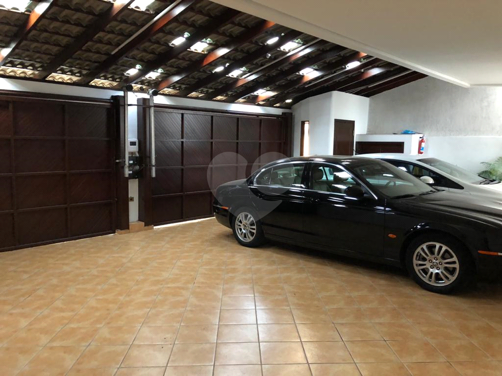 Sobrado à venda com 5 quartos, 650m² - Foto 35