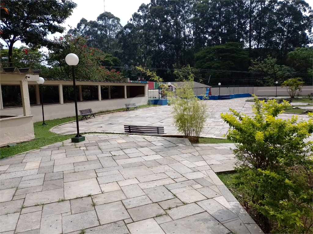APARTAMENTO em TREMEMBÉ