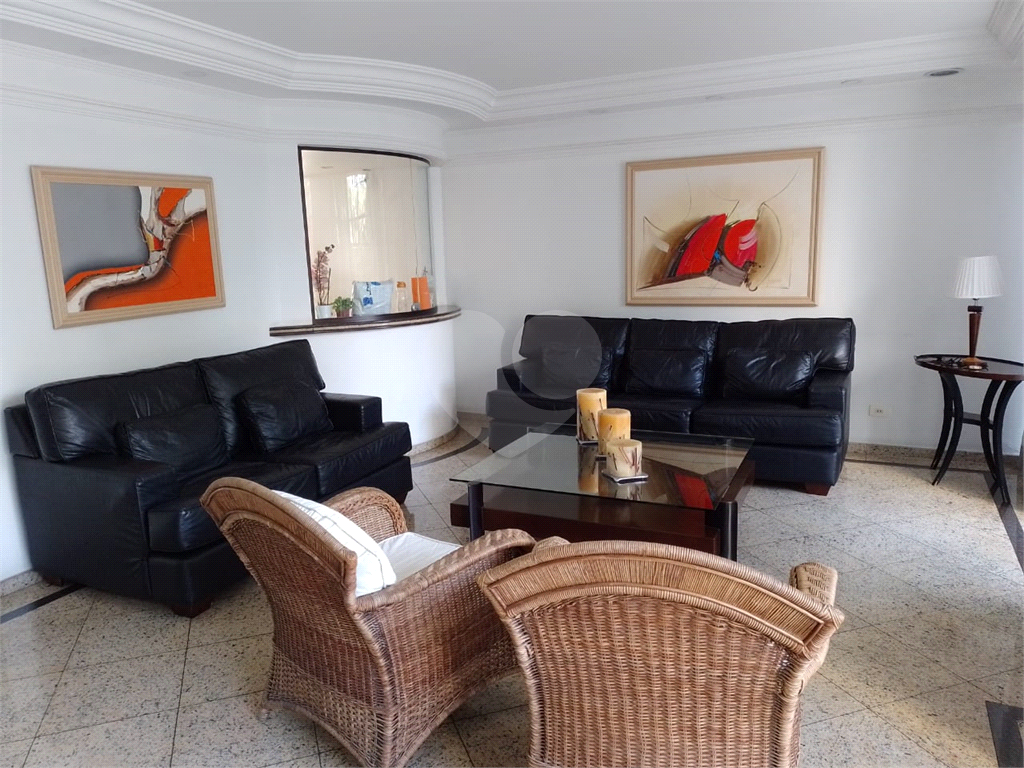 APARTAMENTO em TREMEMBÉ