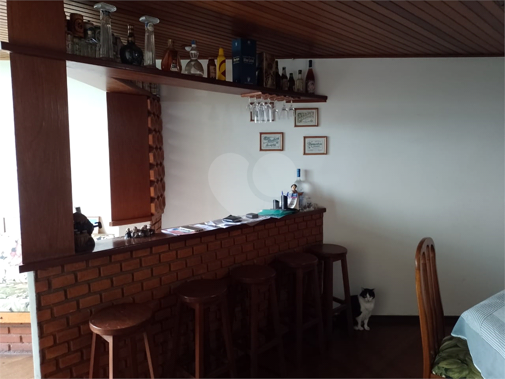 APARTAMENTO em TREMEMBÉ