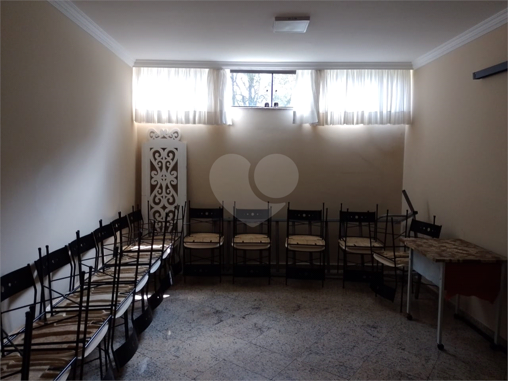 APARTAMENTO em TREMEMBÉ