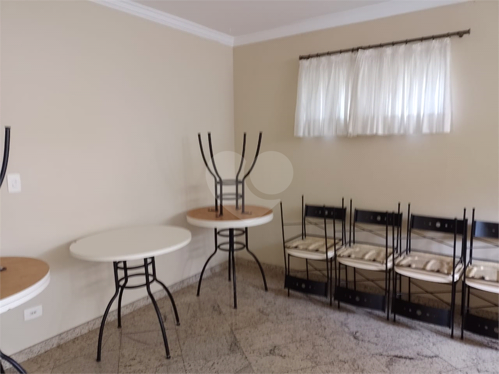 APARTAMENTO em TREMEMBÉ