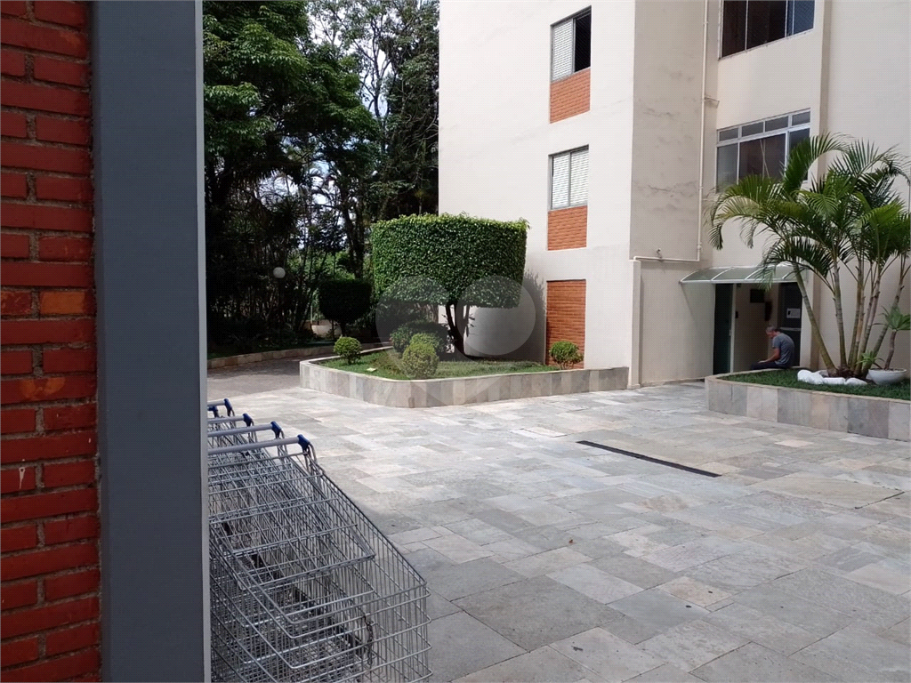 APARTAMENTO em TREMEMBÉ