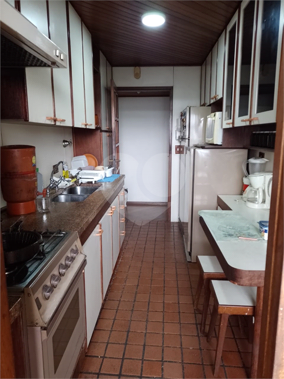 APARTAMENTO em TREMEMBÉ