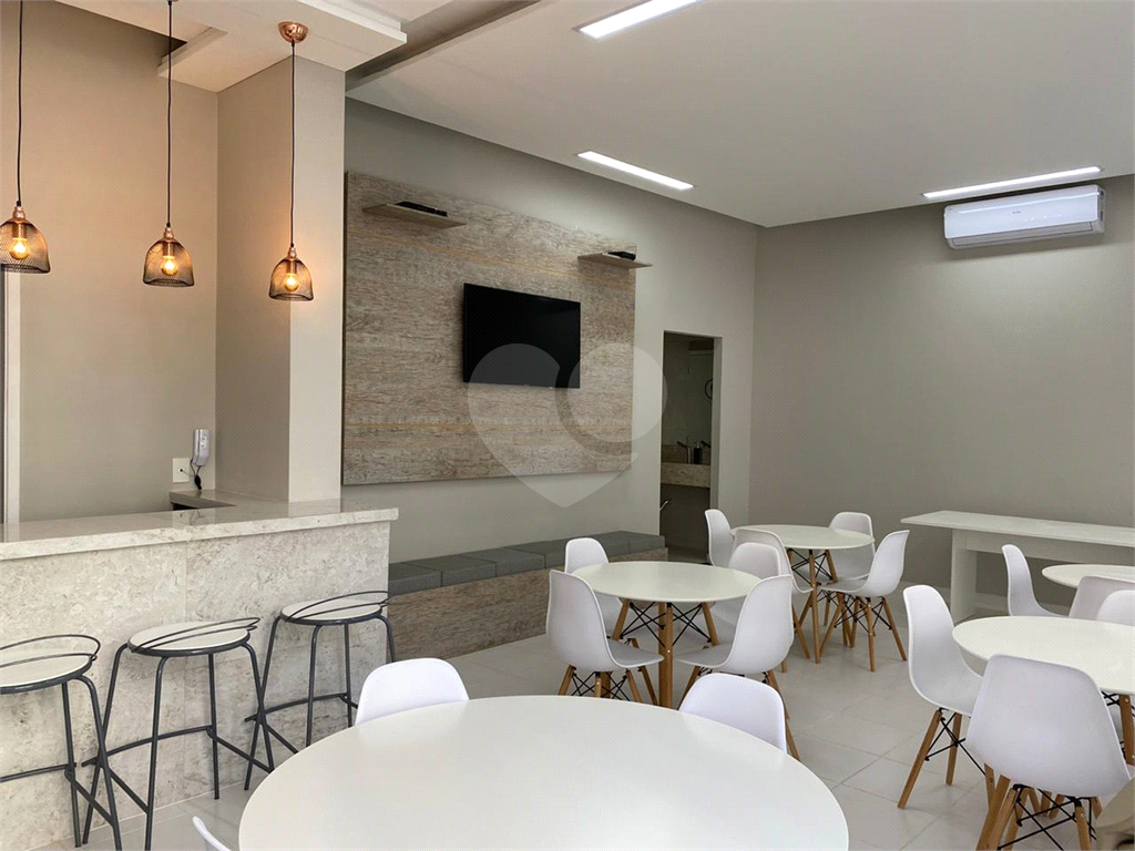 Apartamento com 2 dormitórios para venda no bairro Santana em São Paulo