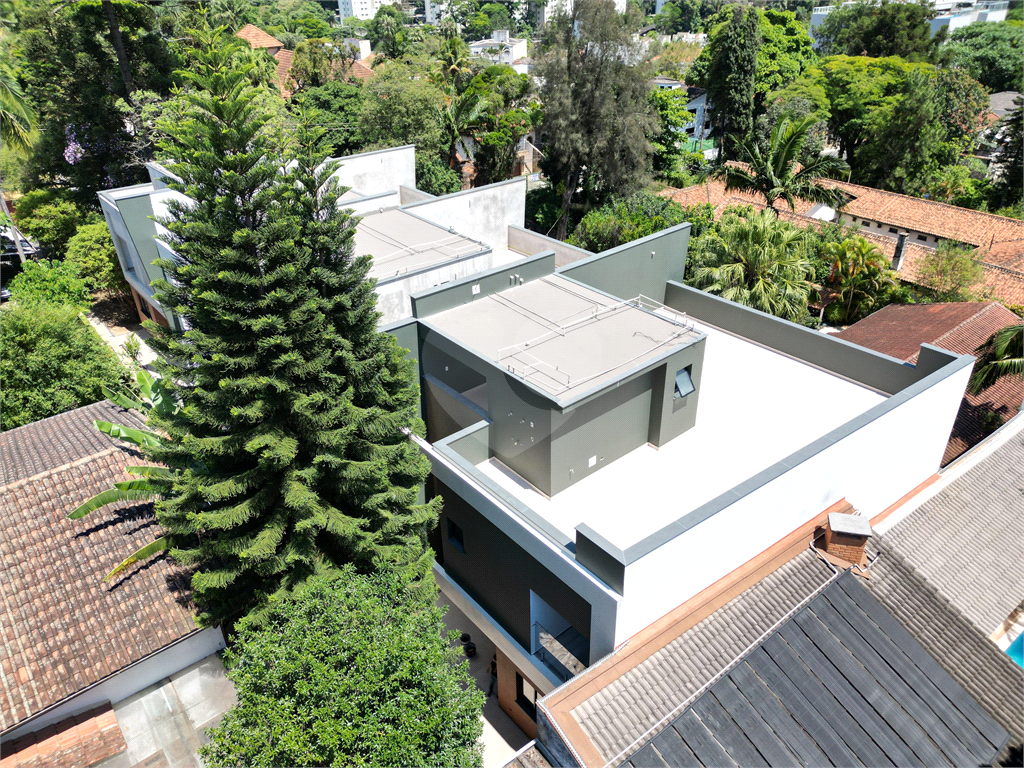 Sobrado novo Jardim Floresta, 4 suítes, 4 vagas