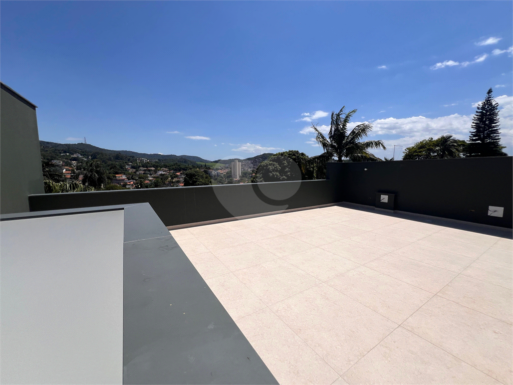 Sobrado novo Jardim Floresta, 4 suítes, 4 vagas