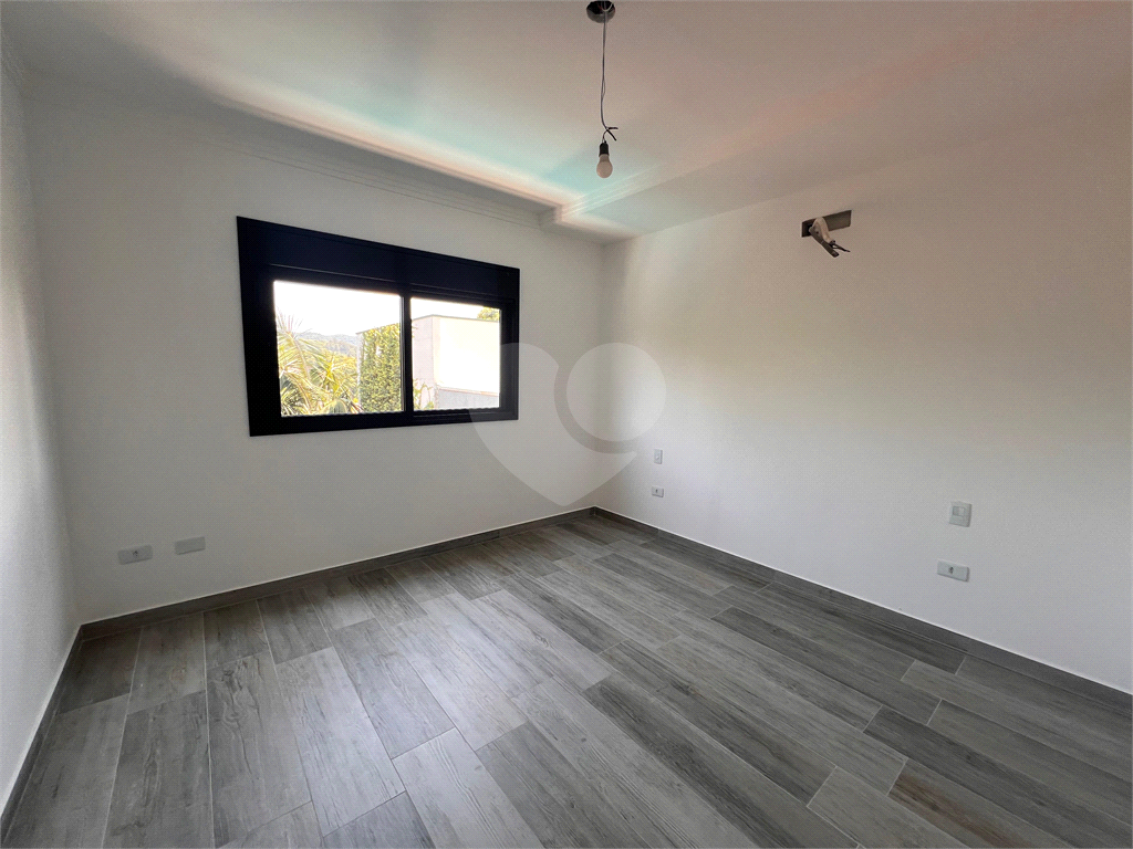 Sobrado novo Jardim Floresta, 4 suítes, 4 vagas