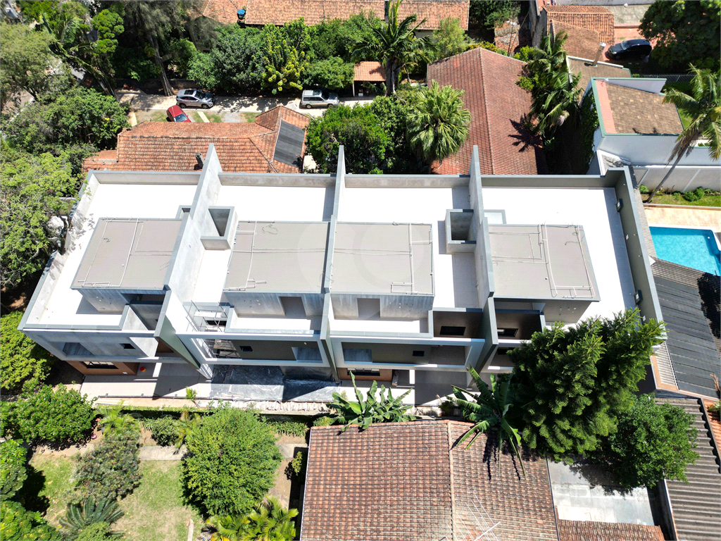 Sobrado novo no Jardim Floresta, 4 suítes, 4 vagas