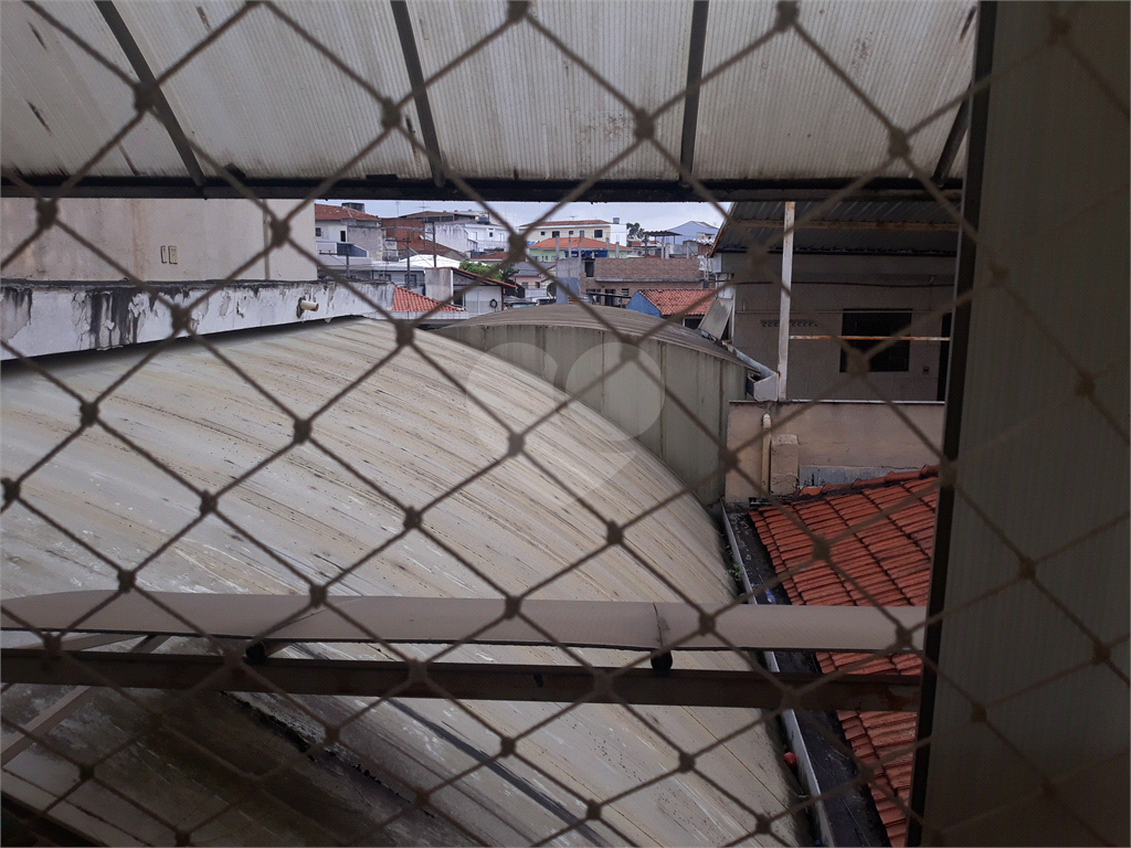 PRÉDIO COMERCIAL EXCELENTE, COM 4 PAVIMENTOS E CASA ANEXA
