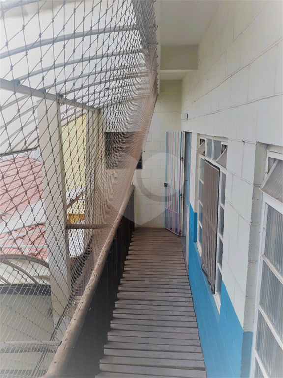 PRÉDIO COMERCIAL EXCELENTE, COM 4 PAVIMENTOS E CASA ANEXA
