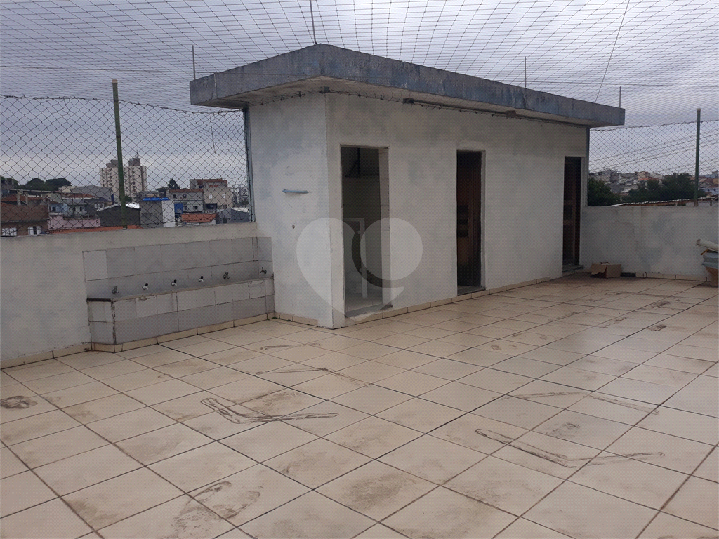 PRÉDIO COMERCIAL EXCELENTE, COM 4 PAVIMENTOS E CASA ANEXA