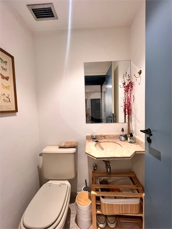 APARTAMENTO em MOEMA