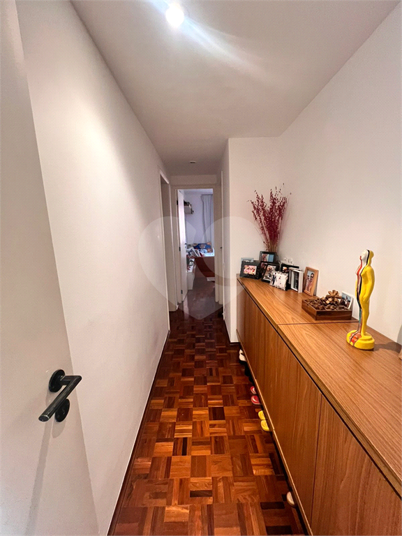 APARTAMENTO em MOEMA