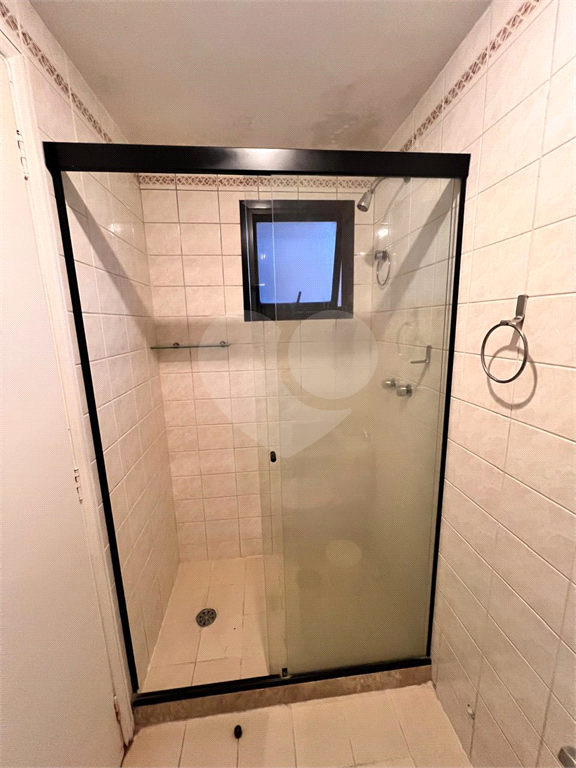 APARTAMENTO em MOEMA
