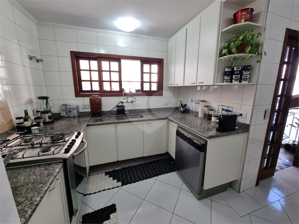 Sobrado à venda com 3 quartos, 230m² - Foto 69