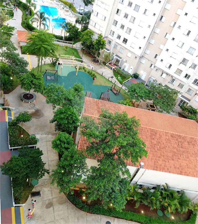 APARTAMENTO em VILA VENDITTI