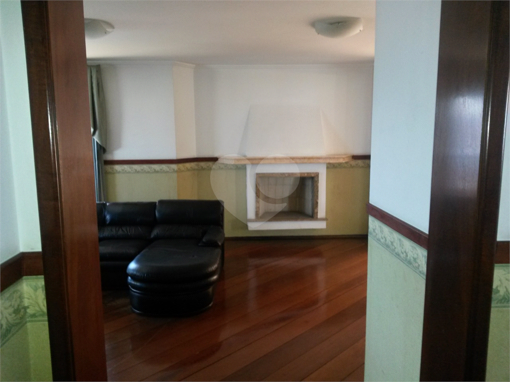 APARTAMENTO em SANTANA