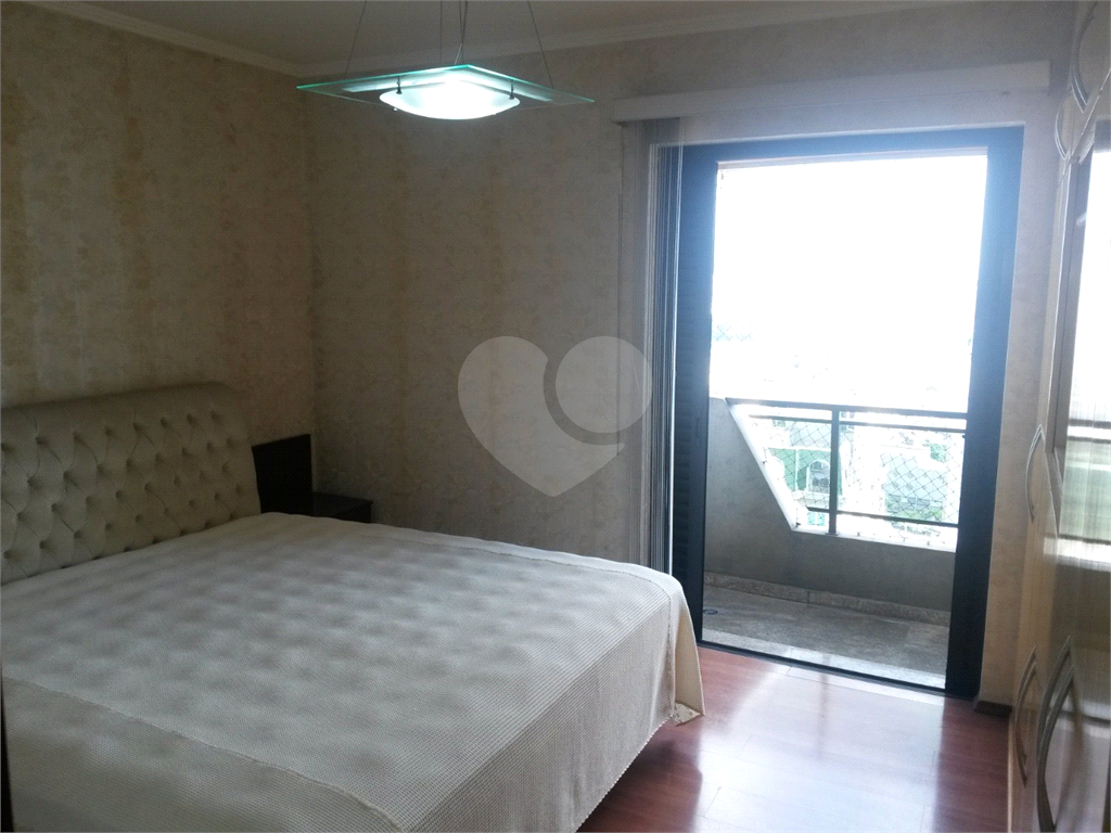APARTAMENTO em SANTANA