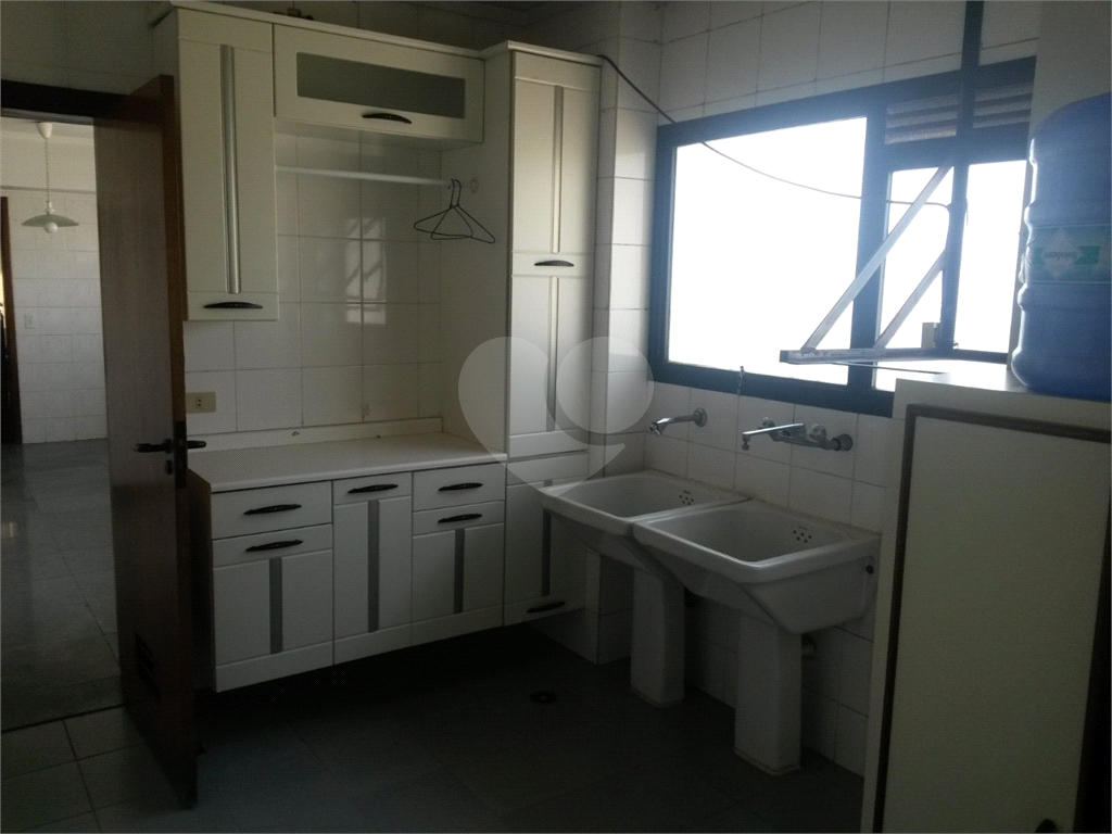 APARTAMENTO em SANTANA