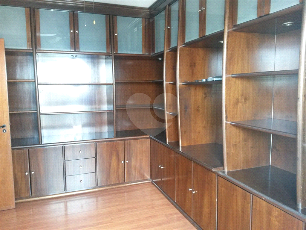 APARTAMENTO em SANTANA