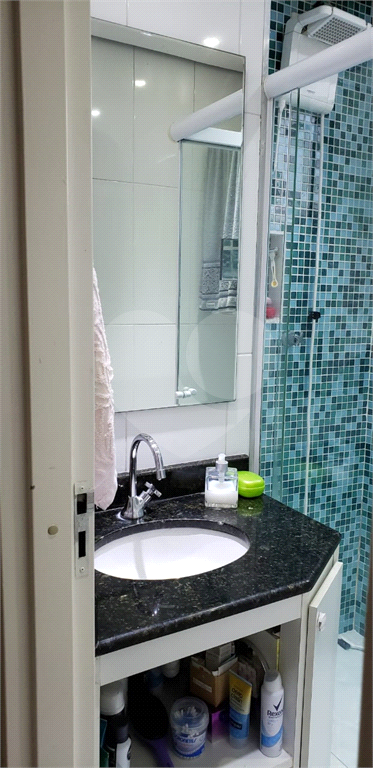 Lindo apartamento todo reformado com 2 dorms e 1 vaga!