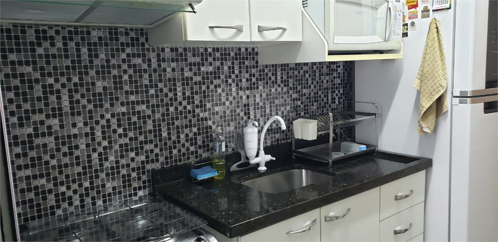 Lindo apartamento todo reformado com 2 dorms e 1 vaga!