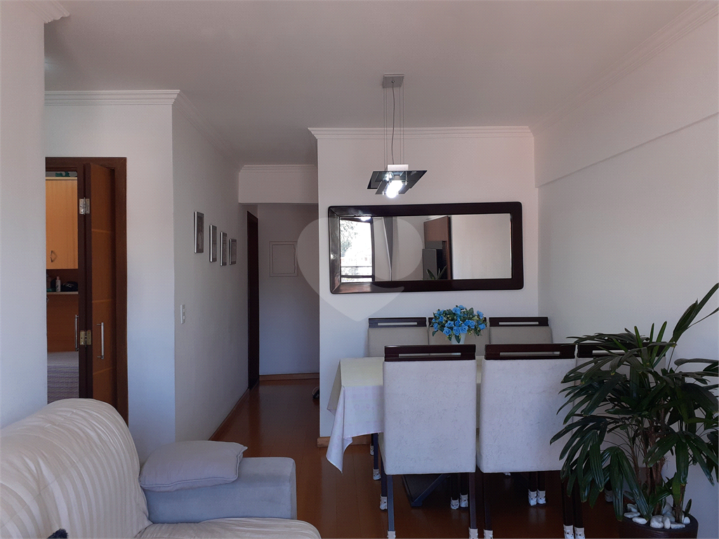 APARTAMENTO em TUCURUVI