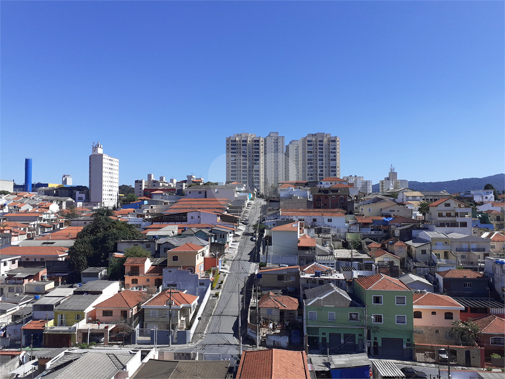 APARTAMENTO em TUCURUVI