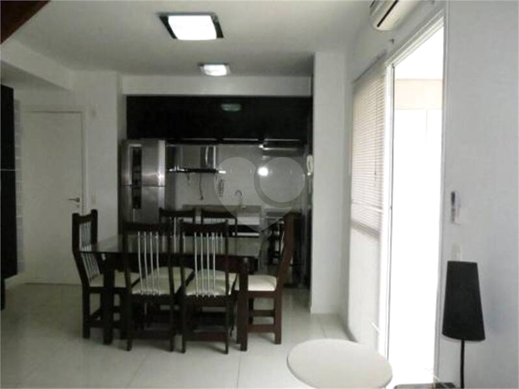 Apartamento à venda e aluguel com 2 quartos, 37m² - Foto 10