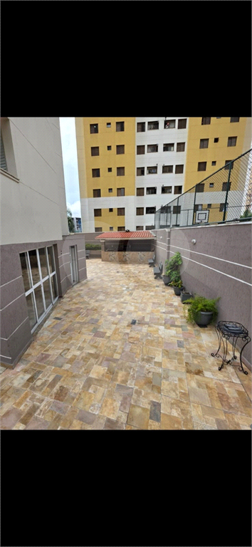 APARTAMENTO em SANTANA