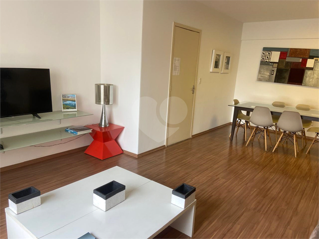 APARTAMENTO em SANTANA