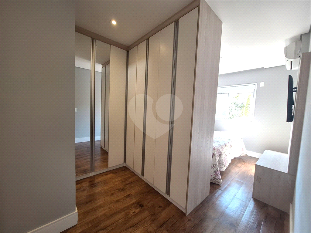 APARTAMENTO em TREMEMBÉ