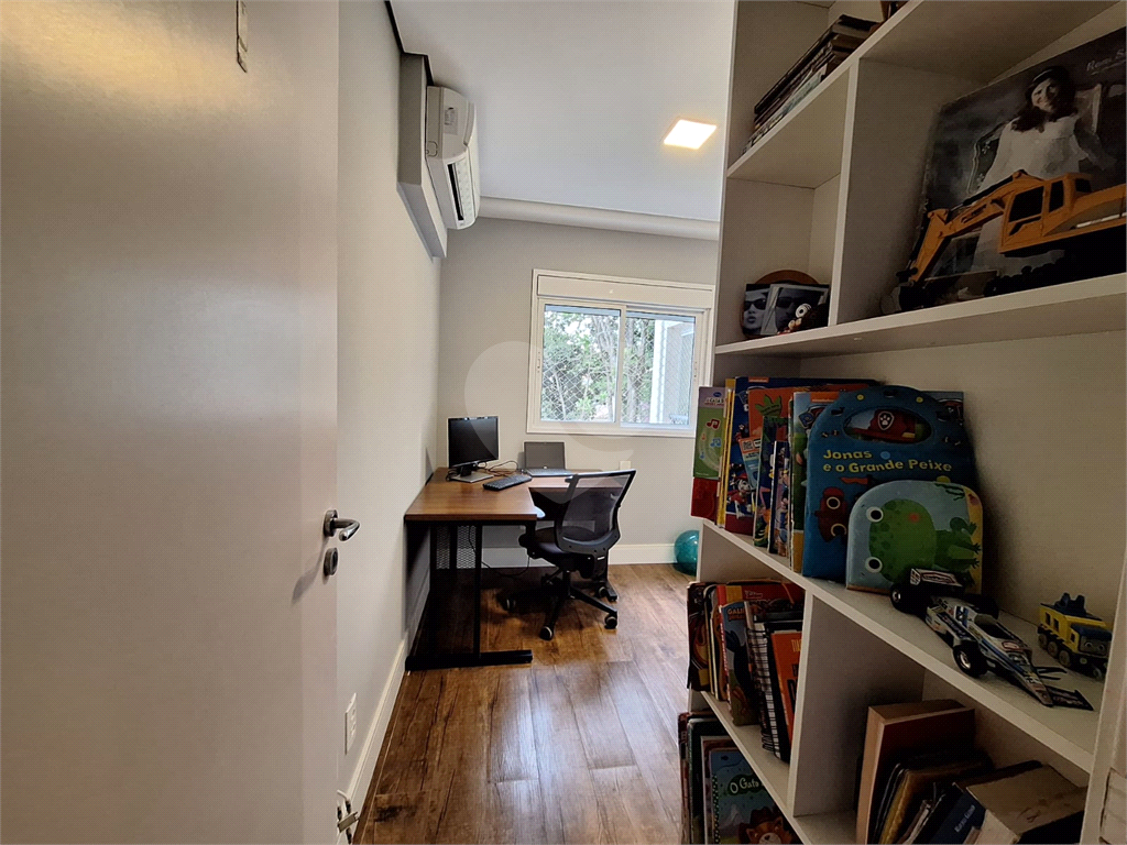 APARTAMENTO em TREMEMBÉ