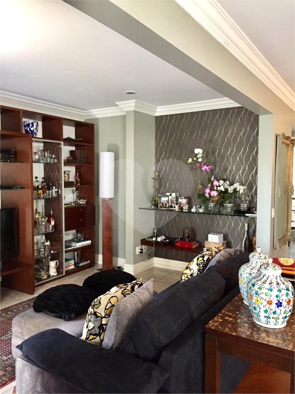 APARTAMENTO COM 3 DORMITÓRIOS E 3 VAGAS À VENDA NO MORUMBI